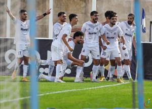 ملوان و استقلال خوزستان