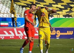 فجر شهید سپاسی و تراکتور