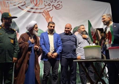 نمایش جام قهرمانی لیگ برتر در تجمع شبانه مردم مقاوم2